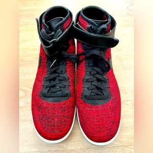 Air Force 1 Flyknit Mid Sneakers Size 10.5